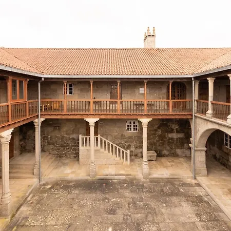 Pazo De San Pedro De Bembibre Feriehus *