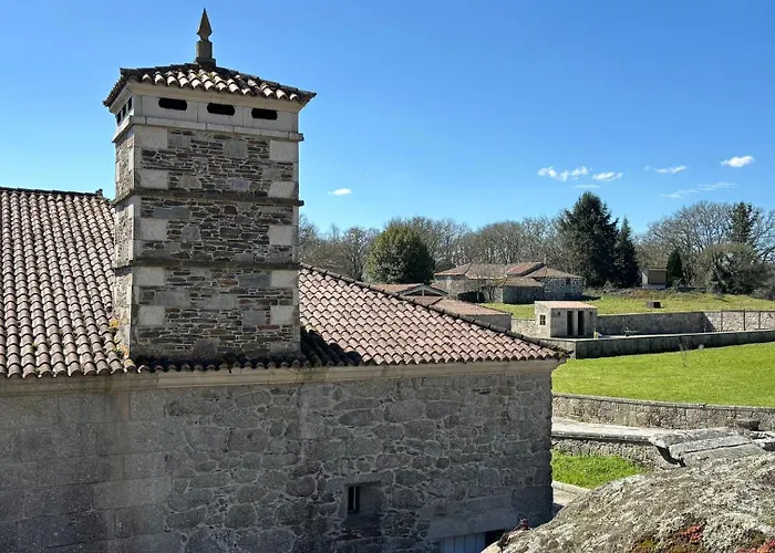 Semesterbostad Pazo De San Pedro De Bembibre